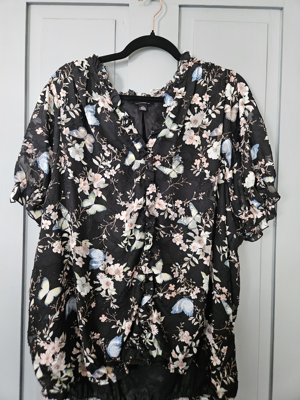 Tmara H. Floral Butterfly Ruffle Blouse - Black / Pink
